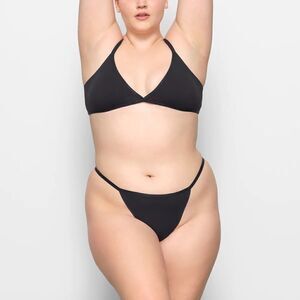 SKIMS COTTON LOGO STRING THONG, NWT.